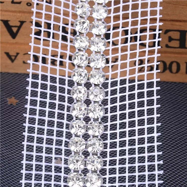 Jpstrass-Customized Plastic Mesh Trimming White Or Neutral Fabric Trim With 4 Rows